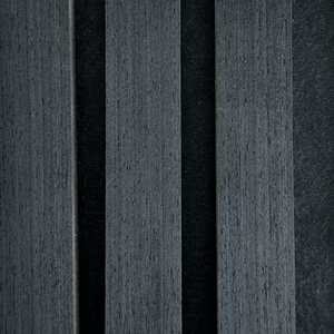 Prov på akustikpanel i svart ekfanér 150 x 120 mm