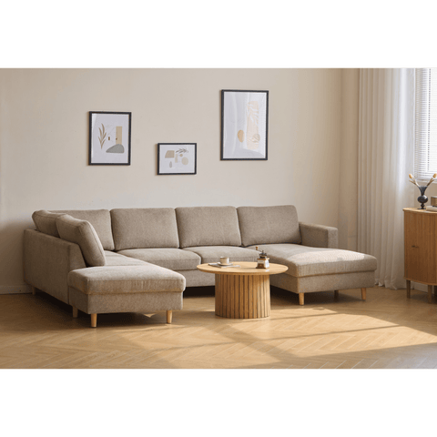 Jennifer högervänd U-soffa i sand med schäslong - L: 300 x D: 208 x H: 82 cm