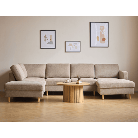 Jennifer högervänd U-soffa i sand med schäslong - L: 300 x D: 208 x H: 82 cm