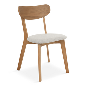 Rory matstol – Trästol i ek med stoppad sits