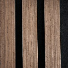 Prov på akustikpanel i rökt ekfanér 150 x 120 mm