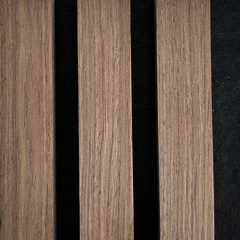 Prov på akustikpanel i rökt ekfanér 150 x 120 mm