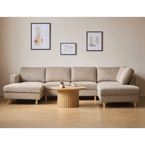 Jennifer vänstervänd U-soffa i sand med schäslong - L: 300 x D: 208 x H: 82 cm